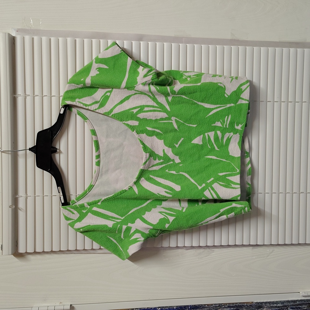 Lilly Pulitzer Green Leaf Pattern Blouse - image 2